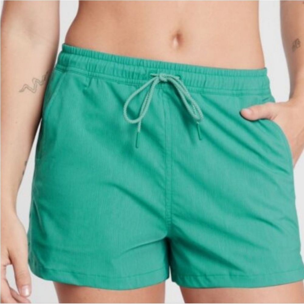 Athleta Marin 2.5” Board Short Large